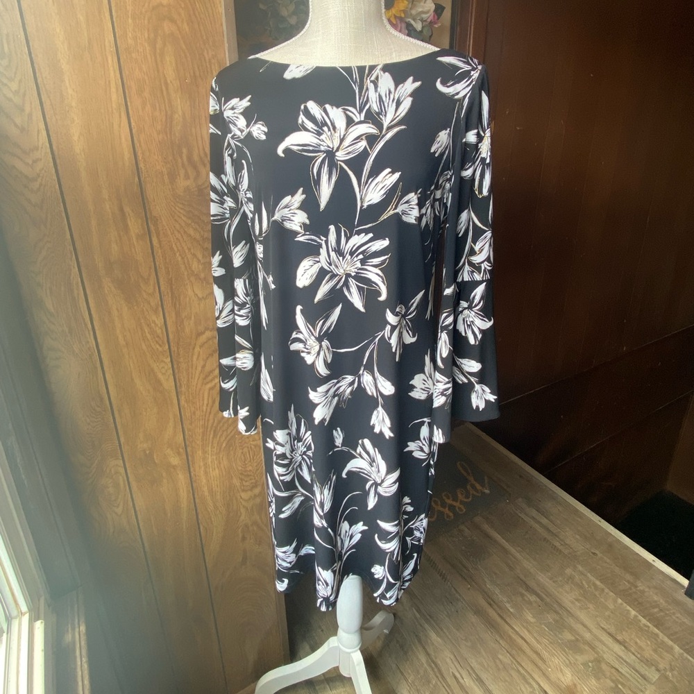 J. Howard black dress. GREAT Condition. Non-Smoking home. Size 12.